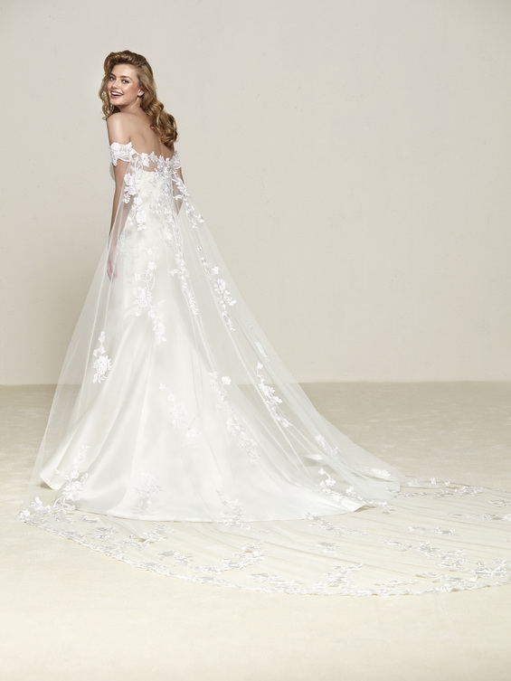 Pronovias