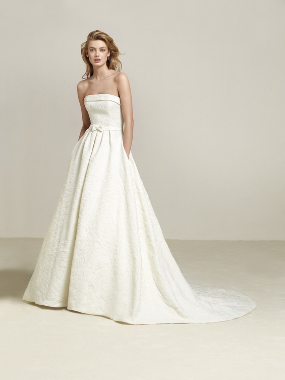Pronovias